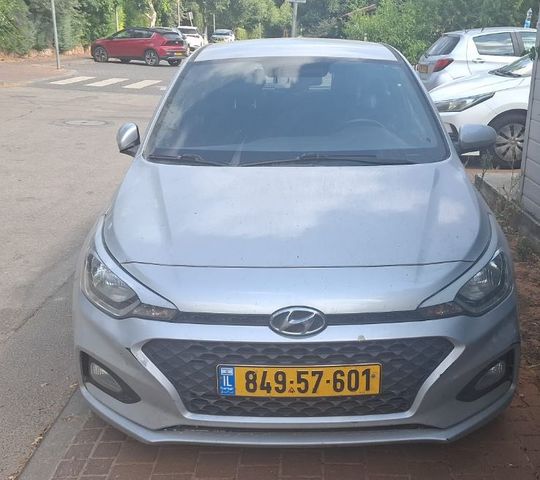 מודעת רכב יונדאי i20