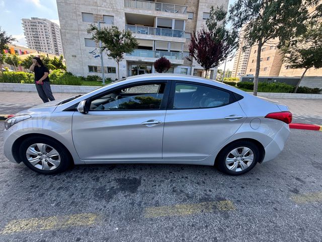 יונדאי I35