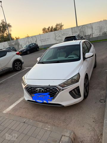 יונדאי איוניק