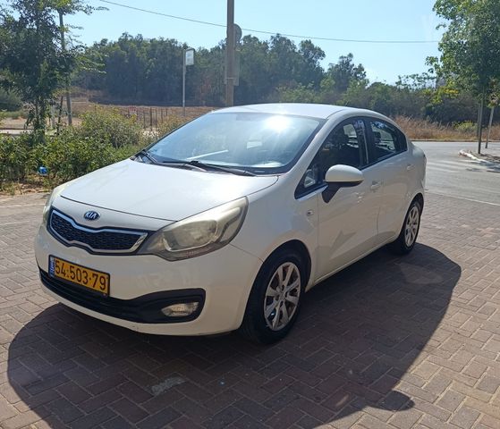 ריו LX אוט׳ בנזין סדאן 4 דל 1.4 (109 כ״ס)