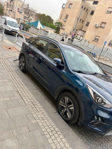 קיה נירו