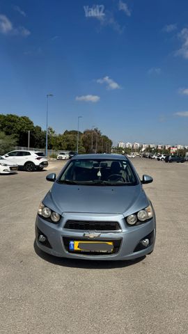 סוניק LT אוט׳ האצ'בק 5 דל 1.6 (116 כ״ס)
