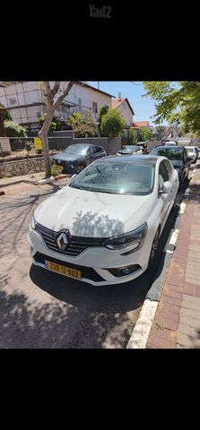 רנו מגאן