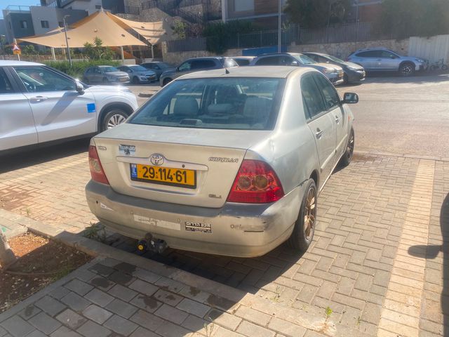 טויוטה קורולה