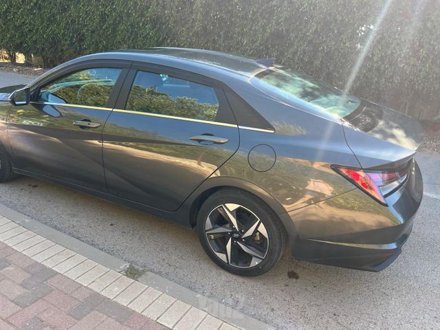 יונדאי אלנטרה