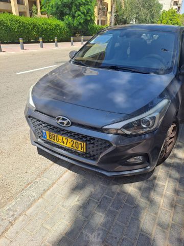 יונדאי i20
