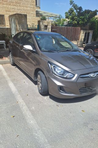 יונדאי אקסנט i25