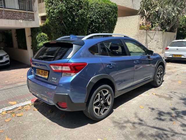 סובארו XV