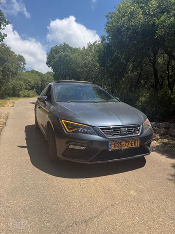 סיאט לאון