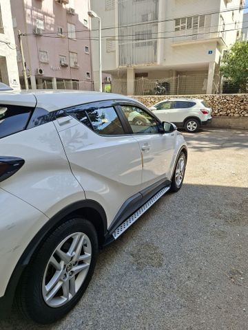 טויוטה C-HR
