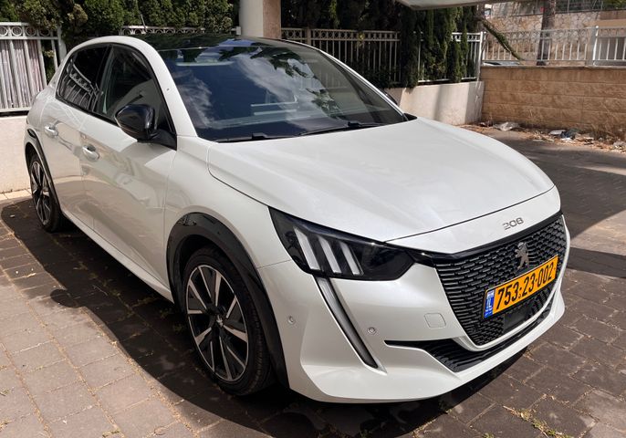 פיג'ו 208