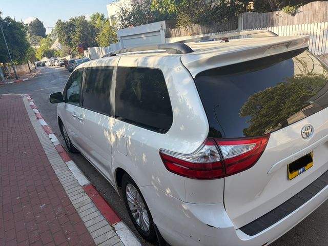 טויוטה סיינה