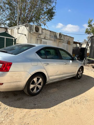 סקודה אוקטביה