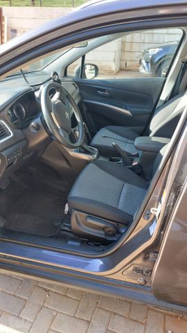 סוזוקי S-Cross