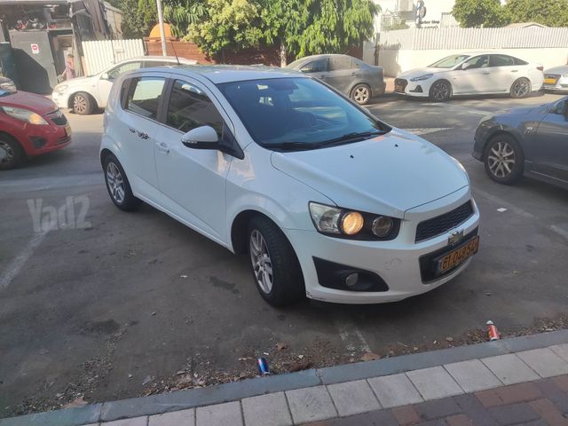 מודעת רכב שברולט סוניק