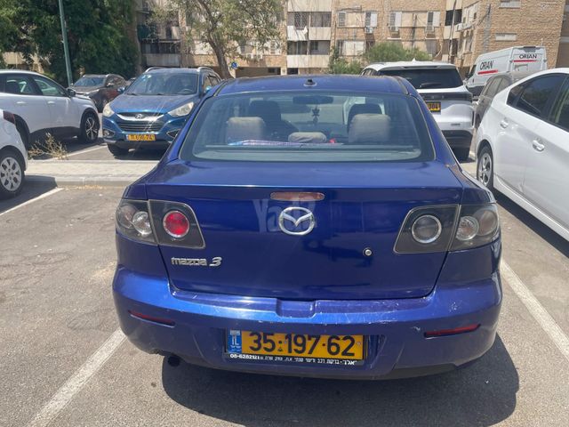מאזדה 3