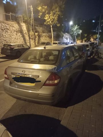 ניסאן טידה