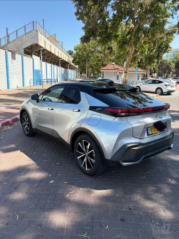 טויוטה C-HR