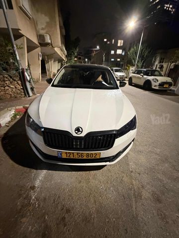 סופרב Style אוט׳ דיזל סדאן 4 דל 2.0 (190 כ״ס) [2019-2021]
