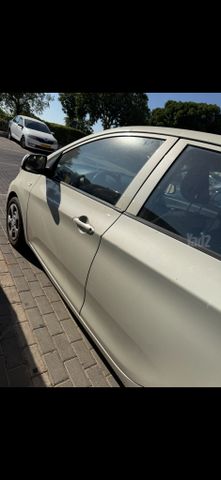 קיה פיקנטו