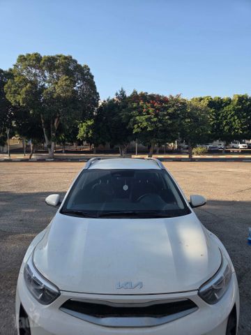 קיה סטוניק