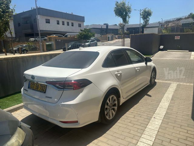 טויוטה קורולה