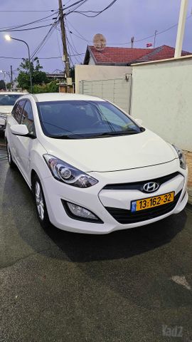 יונדאי i30