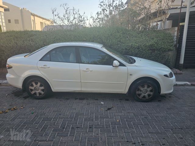 מודעת רכב מאזדה 6