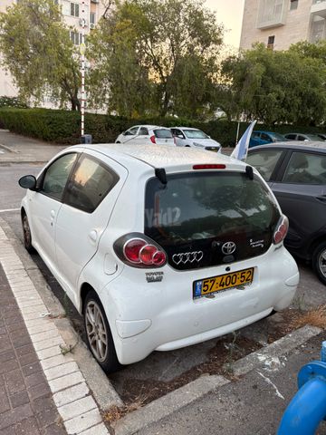 מודעת רכב טויוטה אייגו