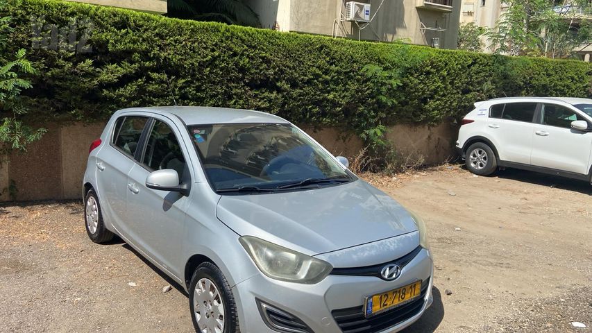 יונדאי i20