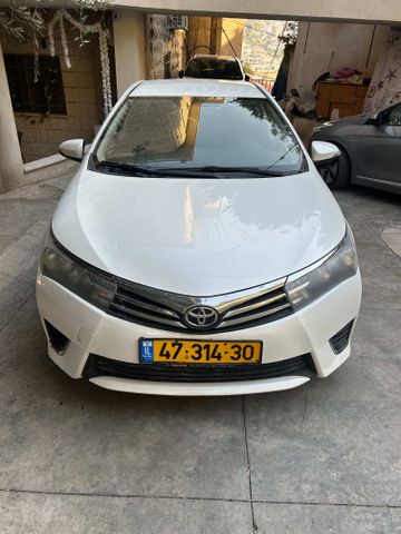 מודעת רכב טויוטה קורולה
