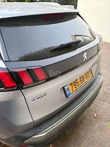 פיג'ו 3008