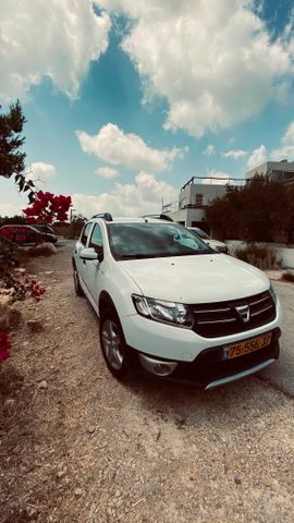 דאצ'יה סנדרו