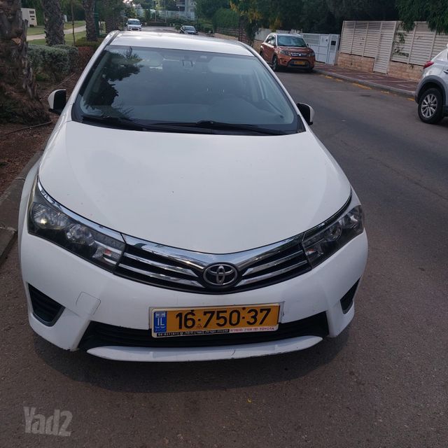 טויוטה קורולה