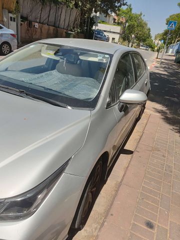 מודעת רכב טויוטה קורולה