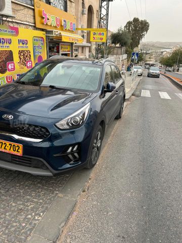 קיה נירו