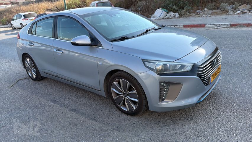 איוניק Premium היברידי אוט׳ בנזין 1.6 (141 כ״ס)
