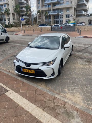 טויוטה קורולה