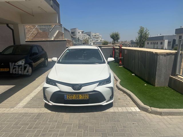 טויוטה קורולה