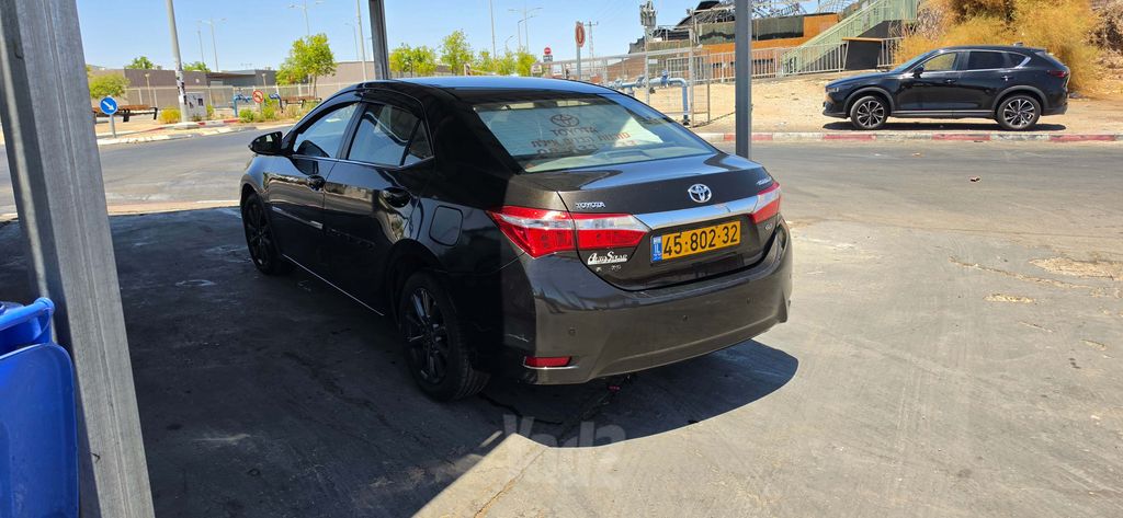 מודעת רכב טויוטה קורולה