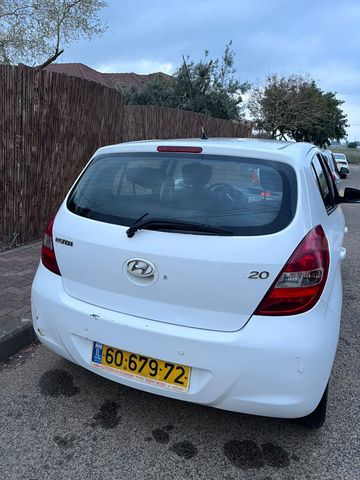 יונדאי i20