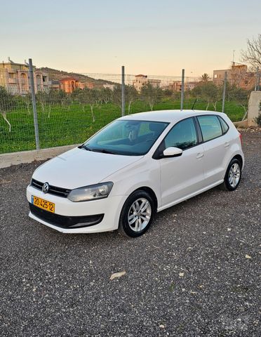 פולו  Comfortline אוט׳ 5 דל 1.2 (105 כ״ס)