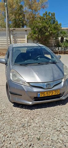 ג'אז  Trend היברידי אוט׳ 1.3 (102 כ״ס)