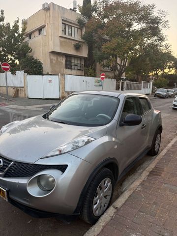 ניסאן ג'וק