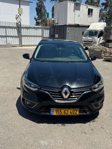 מגאן Intense אוט׳ דיזל 1.5 (116 כ״ס)