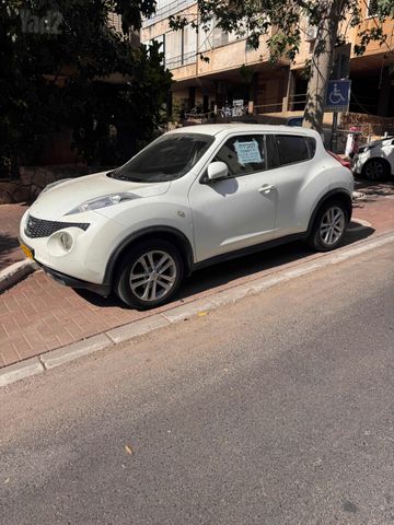 ניסאן ג'וק
