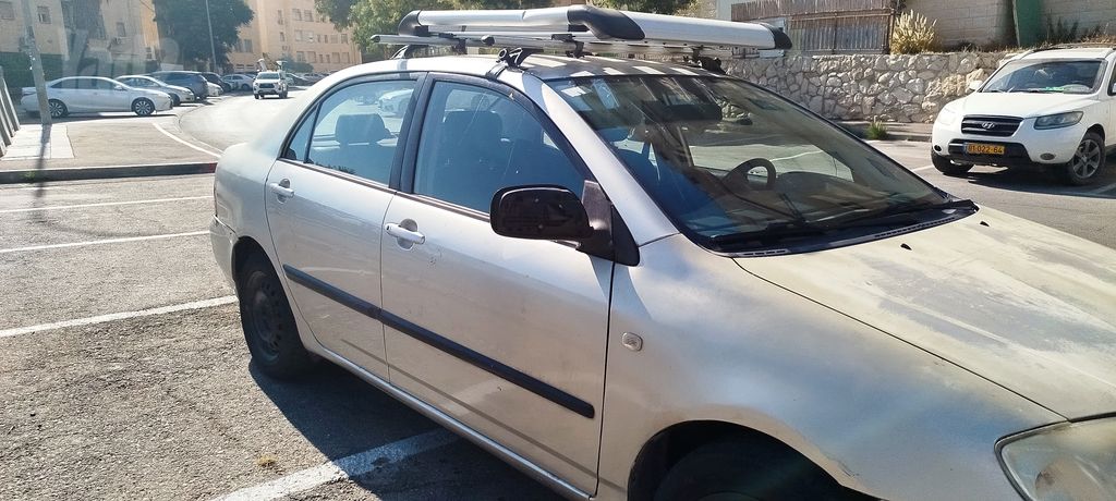טויוטה קורולה