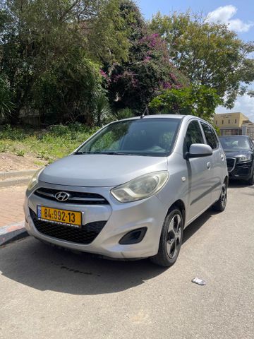 יונדאי i10
