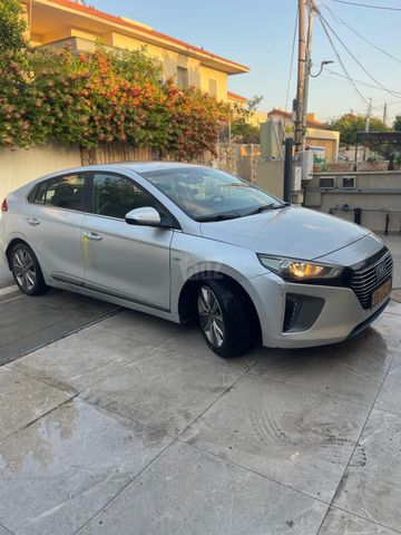יונדאי איוניק
