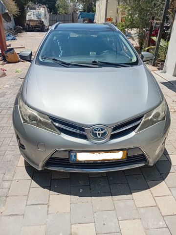 טויוטה אוריס